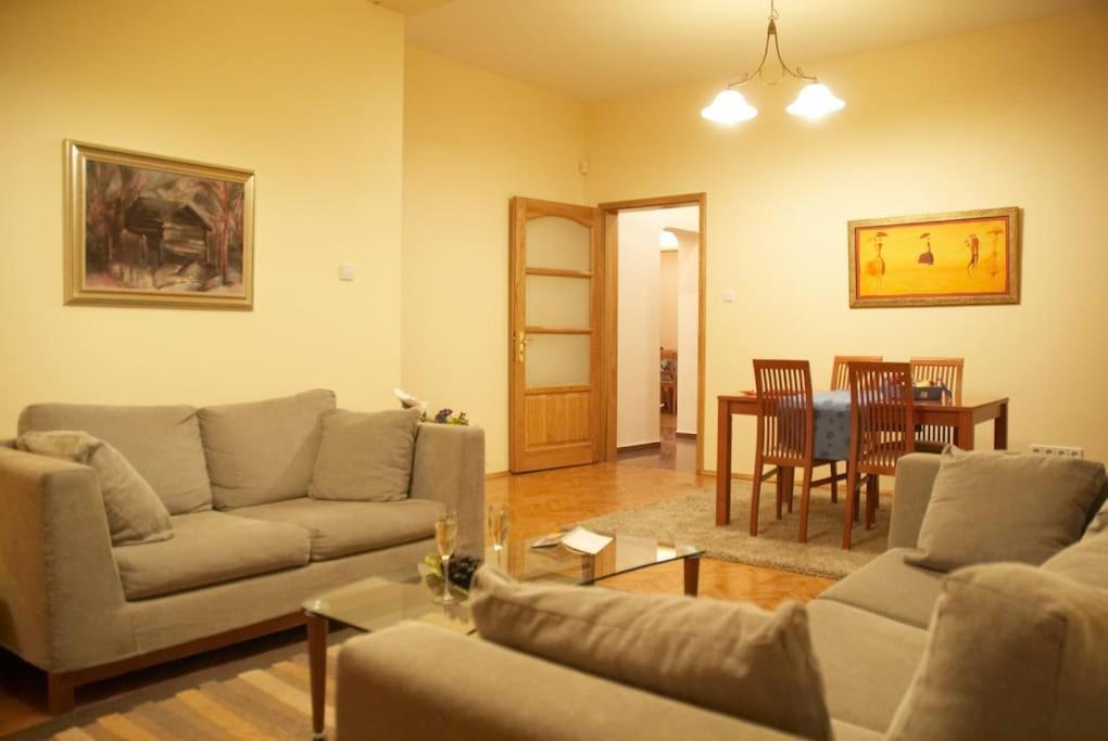 Alegra Apartment In Sofia Downtown Sófia Exterior foto